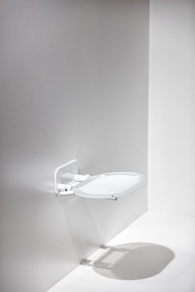 Душевой уголок Gutewetter Practic Rectan GK-403 140x70 (матовый хром/стекло бесцветное) фото 9 душевой уголок gutewetter practic rectan gk-403 140x70 (матовый хром/стекло бесцветное) фото 9