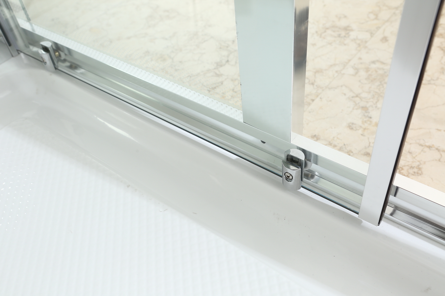 Душевой уголок Gutewetter Shape Round GK-864A 90x90 (хром/стекло матовое) фото 58 душевой уголок gutewetter shape round gk-864a 90x90 (хром/стекло матовое) фото 58