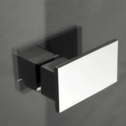 Душевой уголок Gutewetter Slide Square GK-863A 110x110 (хром) фото 3 душевой уголок gutewetter slide square gk-863a 110x110 (хром) фото 3