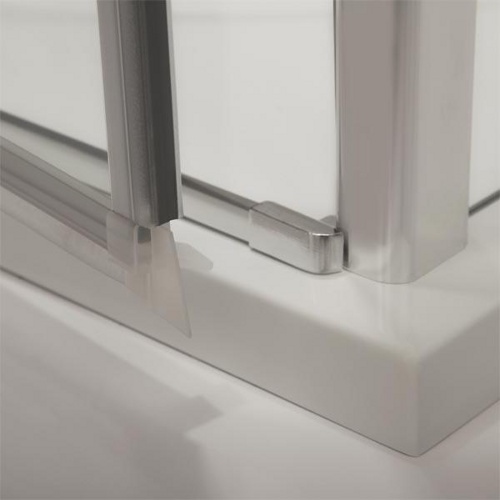 Душевой уголок Gutewetter Slide Square GK-863A 140x90 (хром) фото 4 душевой уголок gutewetter slide square gk-863a 140x90 (хром) фото 4
